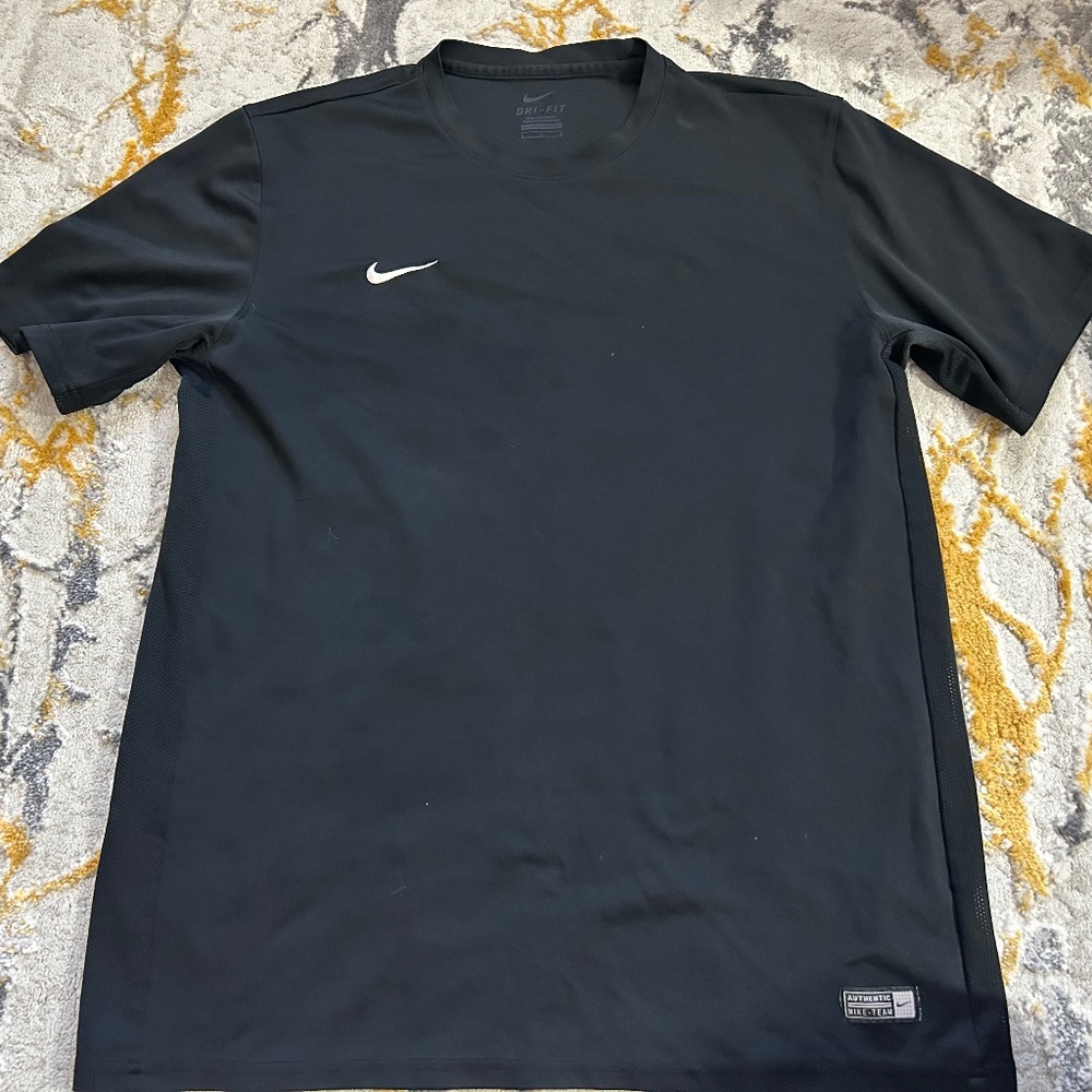 Dri-Fit Men’s Shirt